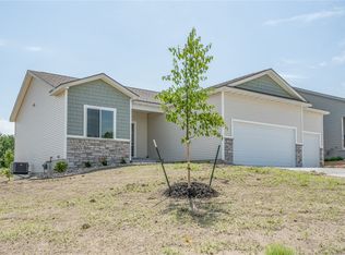 154 E Bridge Rd, Polk City, IA 50226