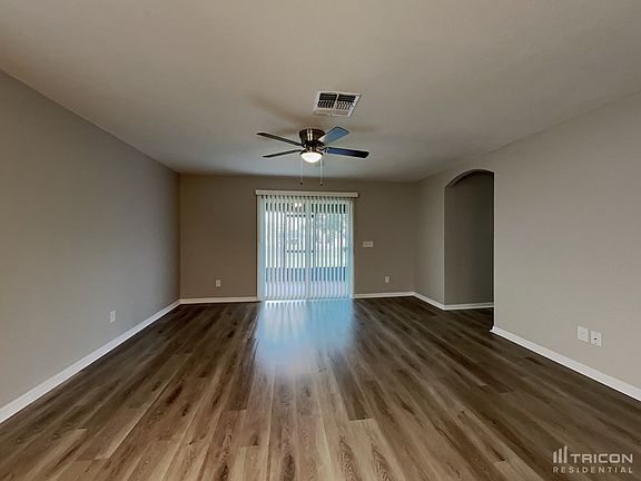 5th image of 246 Eleuthera Dr