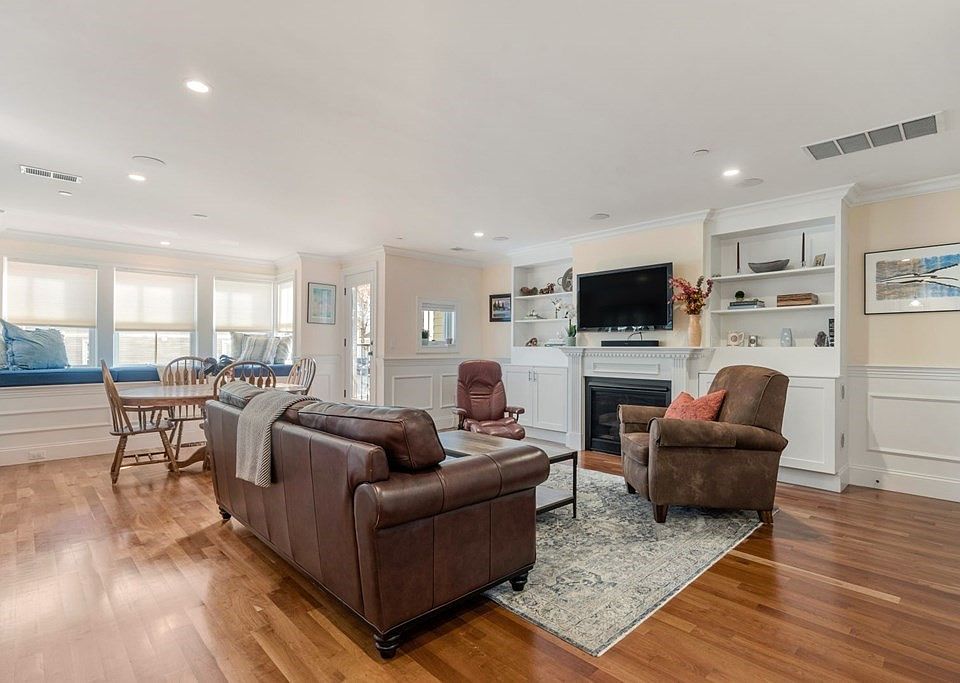 1st image of 49 L St Unit 1