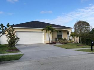 3020 Constellation Dr, Melbourne, FL 32940