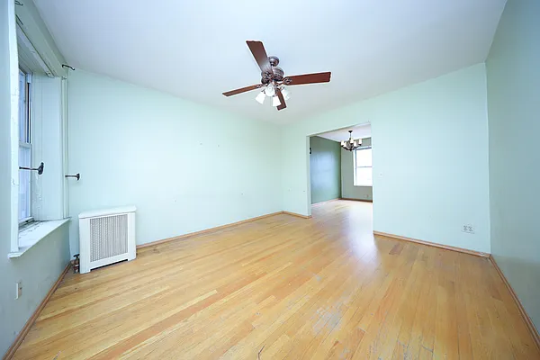 Sold by Remax Edge | media 8