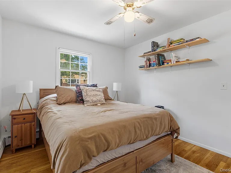20 Walnut St — Photo 12