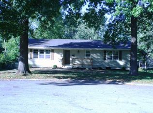 12210 Dumaine Cir, Independence, MO 64052