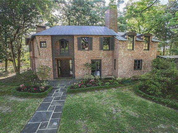 4th image of 613 Mills Pl