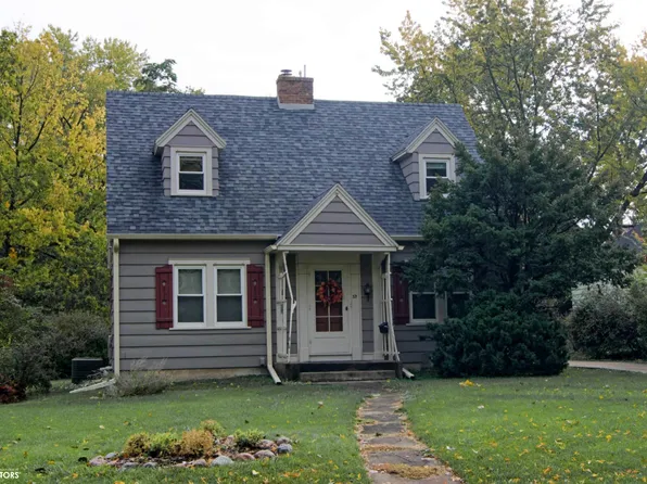 53 Forest Dr, Fairfield, IA 52556