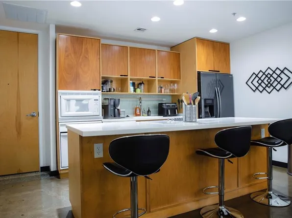 21 W 10th St APT 12E, Kansas City, MO 64105