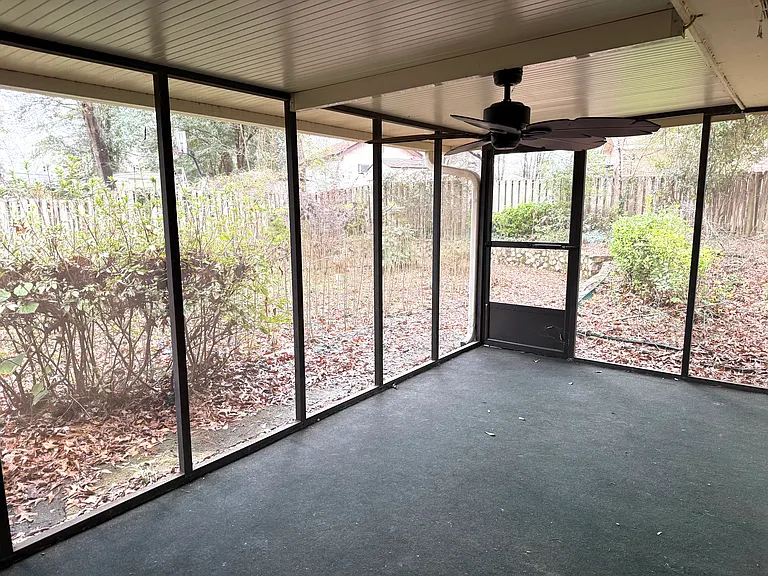 6502 Bradford Dr — Photo 15