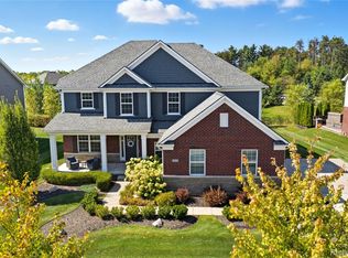 2994 Lankford Ln, Commerce Township, MI 48390