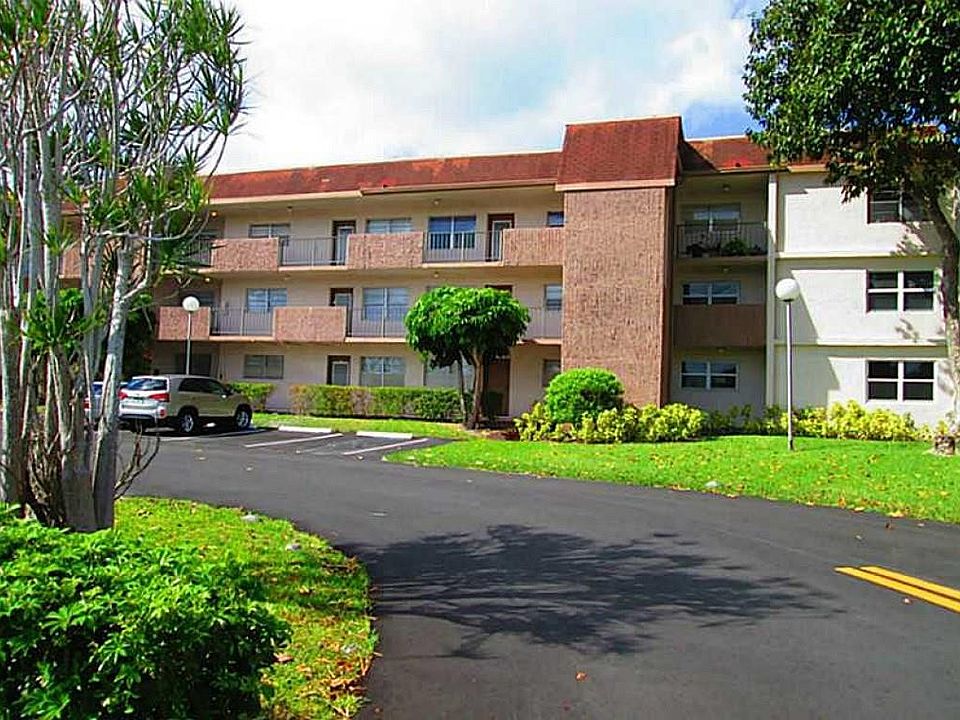 1st image of 8105 NW 61st Street #306