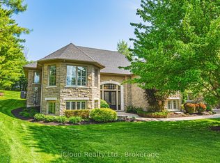 845 Hidden Valley Rd, Kitchener, ON N2C 2S4
