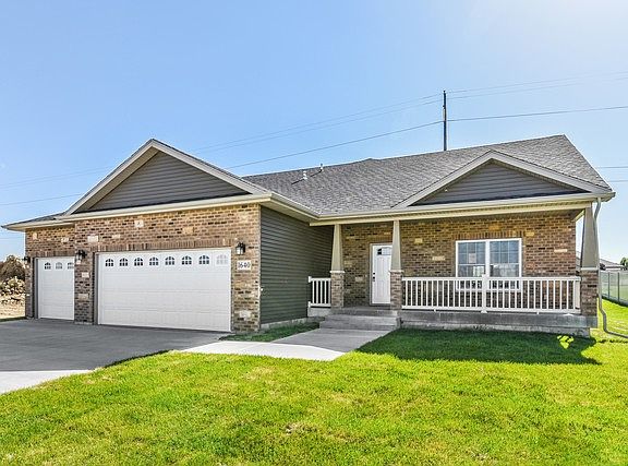 3rd image of 635 Kathy Dr