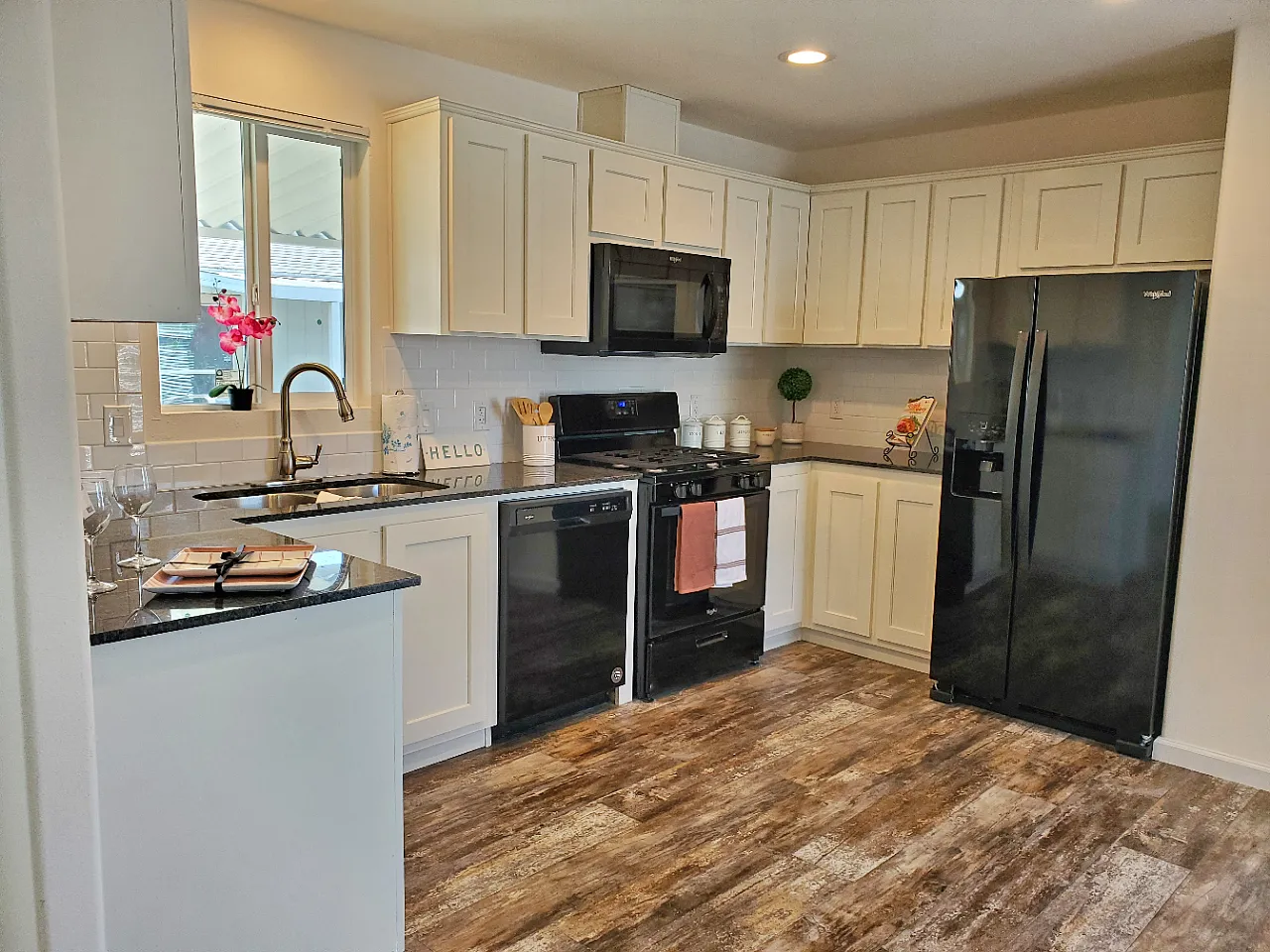 5041 Williamsburg Ln #86 photo 1
