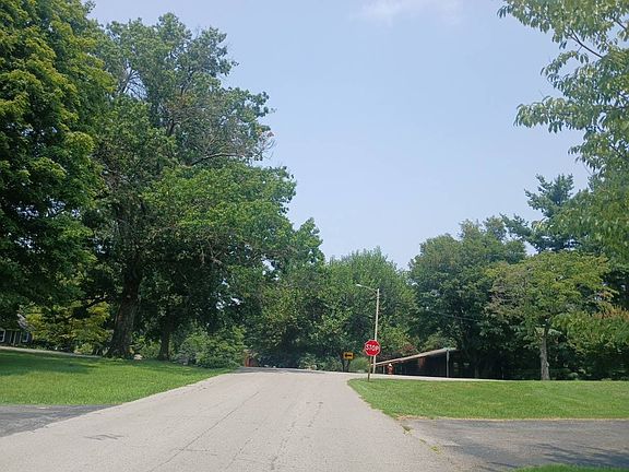 5th image of 439 Boone Trail Rd