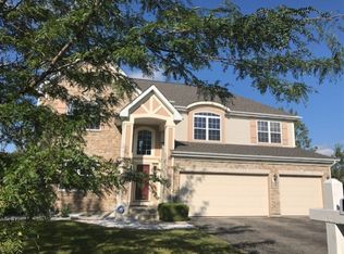 8070 Vail Ct, Long Grove, IL 60047