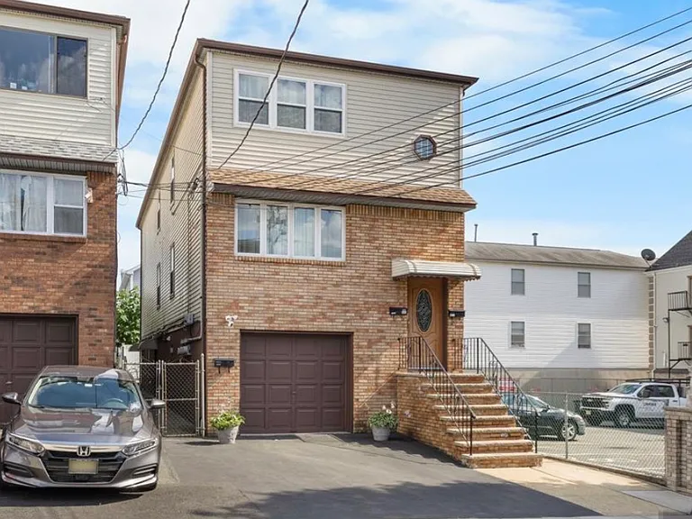 109 Cross St #2 — Photo 7