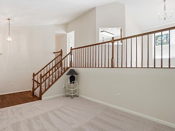 5th image of 10319 Lee Manor Dr