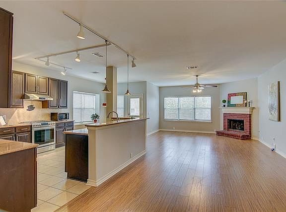 2nd image of 20746 Silverbell Ln