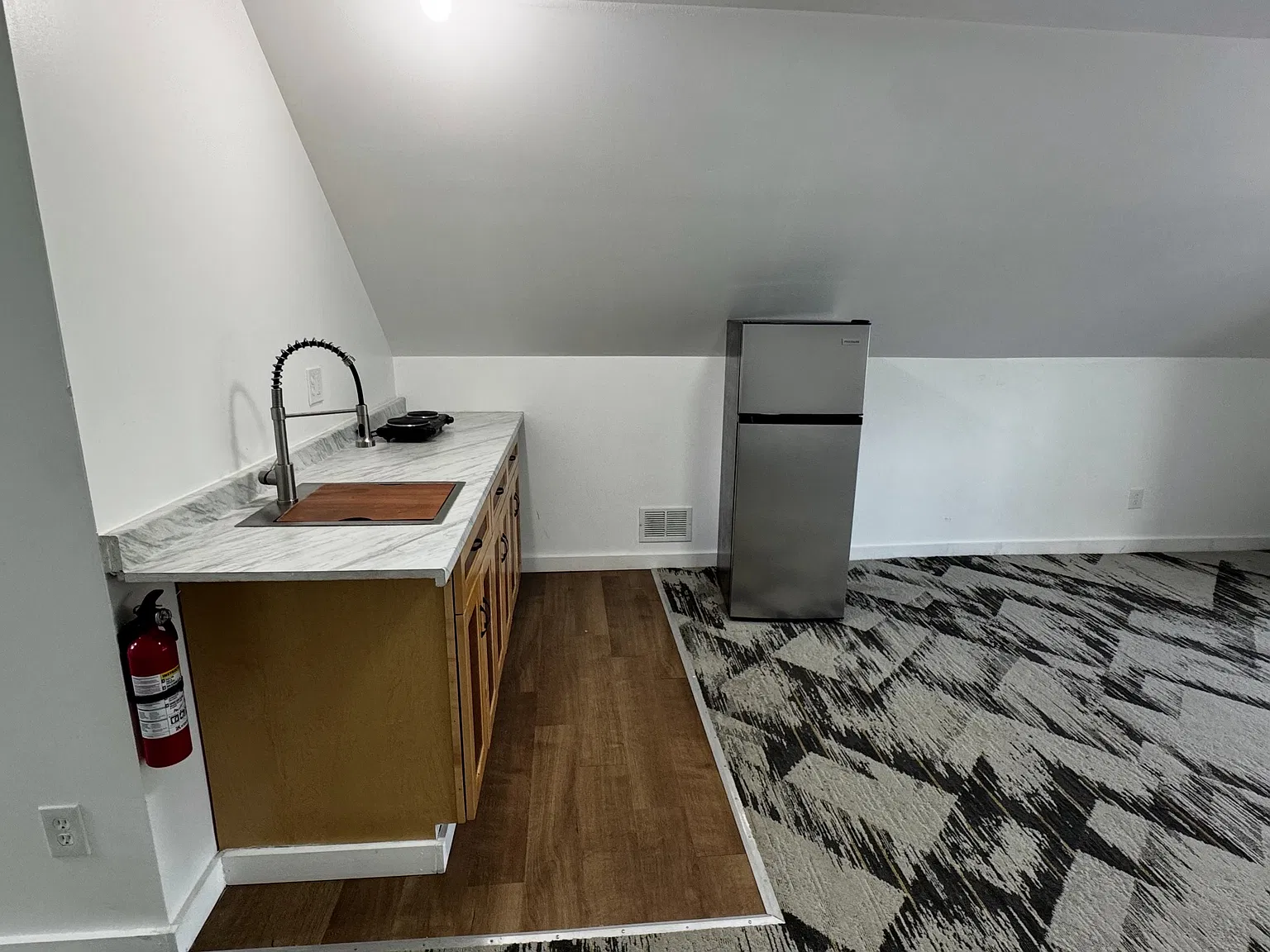 Studio, 500 sqft, $750 — Photo 3