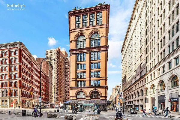Rented by Sotheby's International Realty | media 6