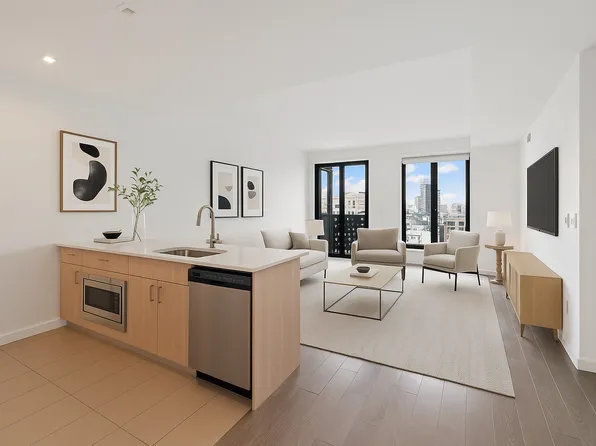 11-39 49th Avenue image 5 of 21