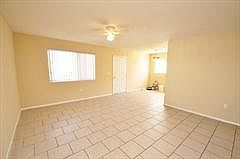 4th image of 2737 Oak Park Way