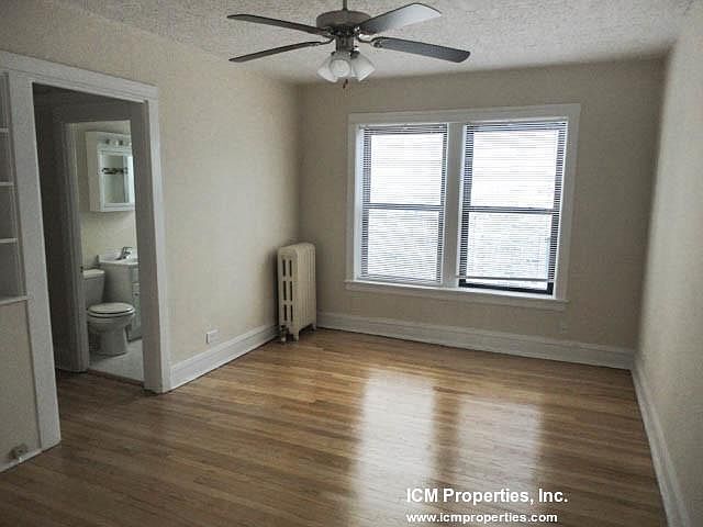 1st image of 520 W Cornelia Ave #3L