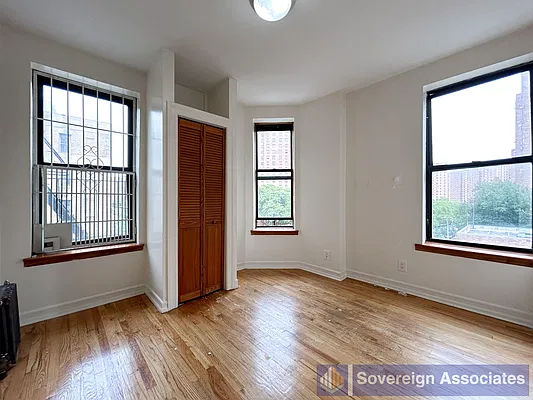 Rented by Sovereign Associates | media 1