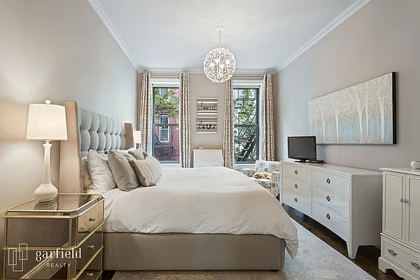 Rented by Garfield Realty  | media 8