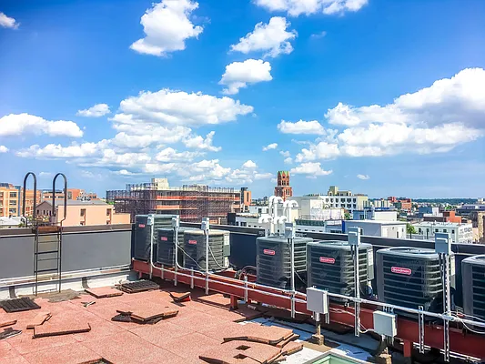 Rented by Nooklyn NYC LLC | media 9