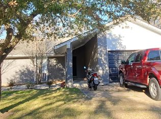 2001 Southwood Dr, College Station, TX 77840