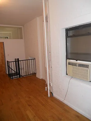 Rented by Sky Management | media 19