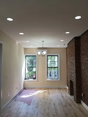 Rented by BRICK & GALO REALTY CORP | media 21