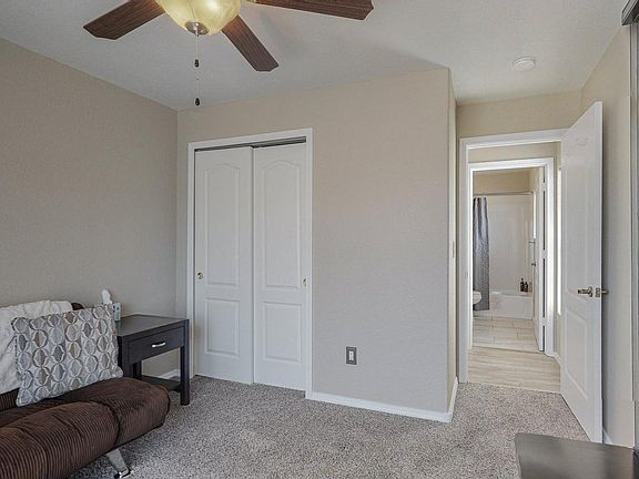 5th image of 5228 Molokai St NE