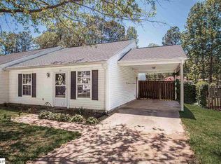 20 Sweetbriar Ln, Spartanburg, SC 29301