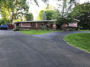 30216 Embassy St, Beverly Hills, MI 48025