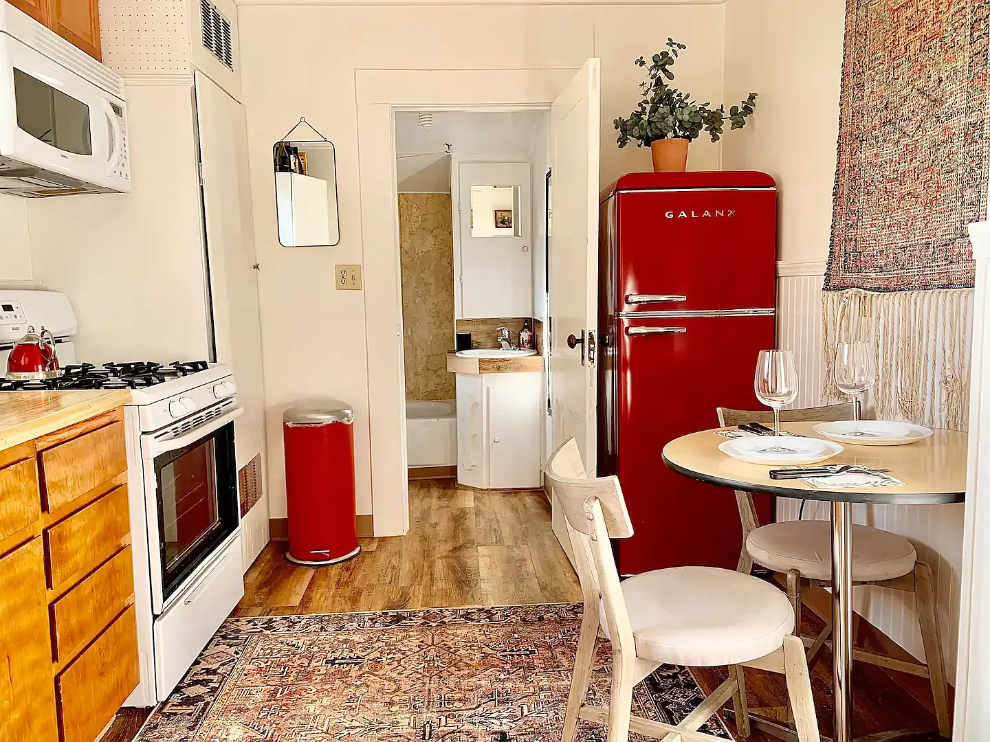 1 bed, $2,300 — Photo 1