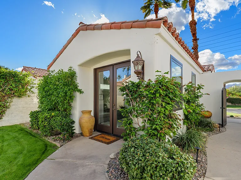 56408 Palms Dr — Photo 34