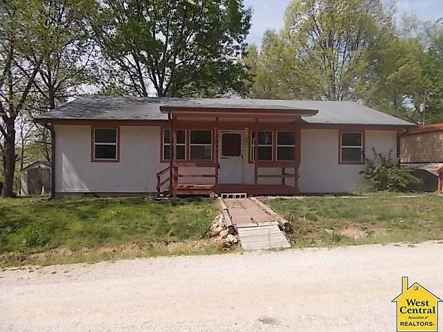 1st image of 23687 Etta St