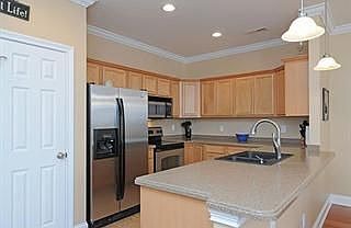 5th image of 6942 Pemmbrooke Shire Ln