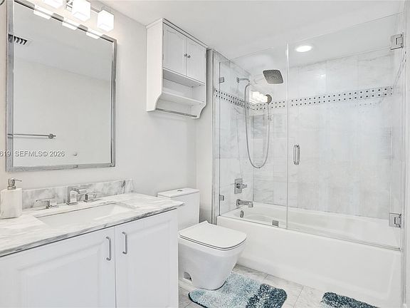 4th image of 90 Alton Rd APT 807