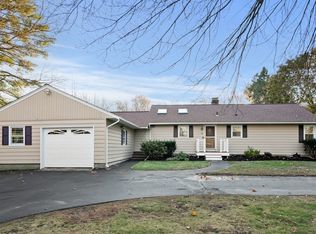 5 Myrtle St, Mendon, MA 01756