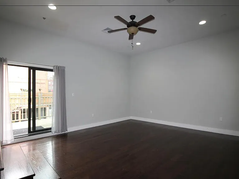 87 Beaver St #3D — Photo 11