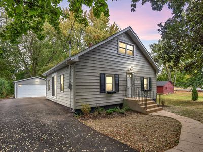 317 E Lake St, Batavia, IL, 60510