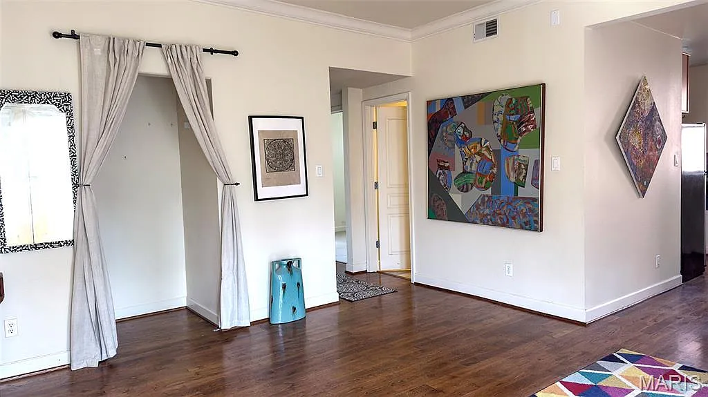2 bed, 1.0 bath, 840 sqft, $1,450 — Photo 3