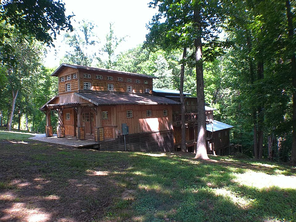 345 Longview Meadow Dr, Buena Vista, VA 24416 Zillow