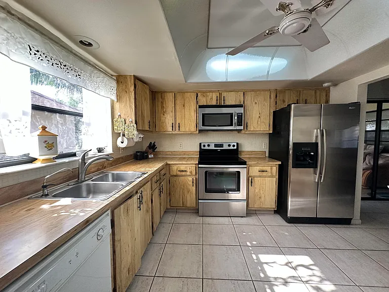 6273 Tall Cypress Cir — Photo 4