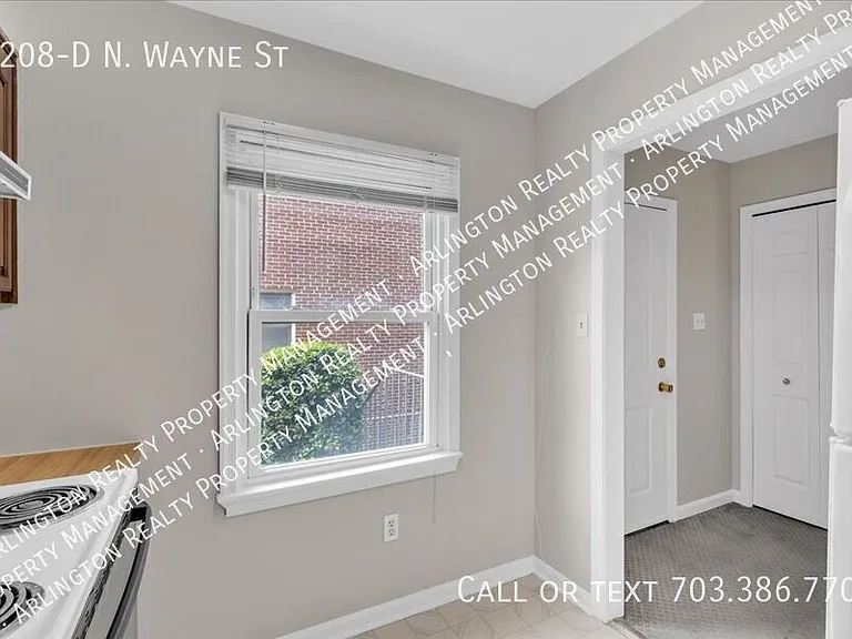 1208D N Wayne St — Photo 7