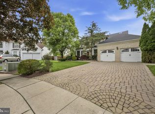 51 Stonehedge Dr, East Windsor, NJ 08520