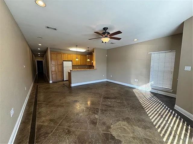 1608 Western Ave #A — Photo 3