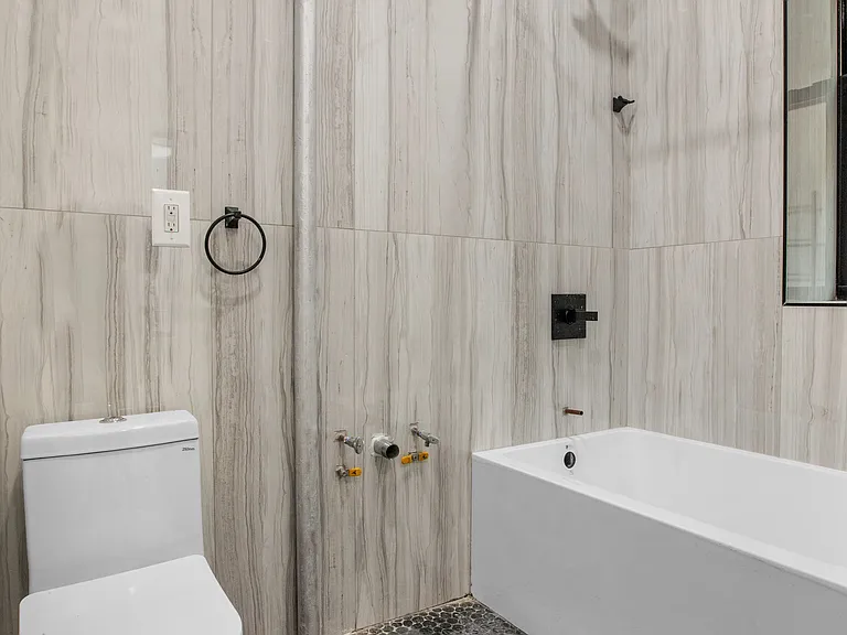 251 W 92nd St #3E — Photo 14